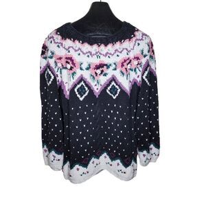 Vintage 80s Hand Knit Crew Neck Sweater Womens  L Black Floral Cottage